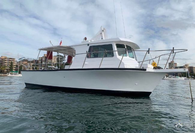 A TEAM 38' Fibreglass Vessel Boxing Day Charter